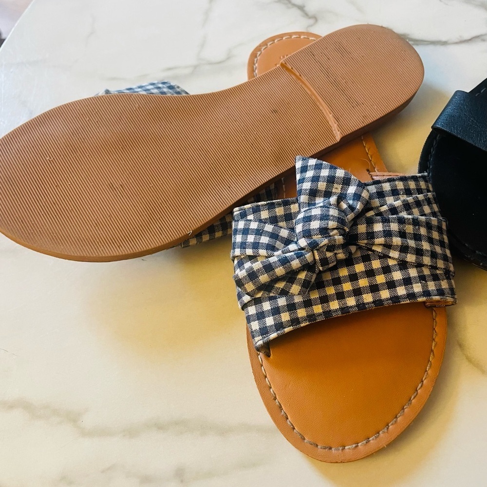 2 Sandals Abercrombie & Fitch Size 7 - Picture 5 of 6